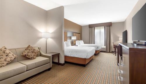 Queen Suite with Two Queen Beds with Sofa Bed