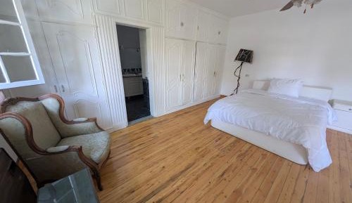 Queen Room with Garden View