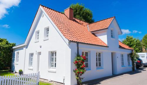 Superior One-Bedroom Apartment with Balcony