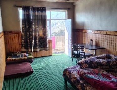 Double Room with Mountain View