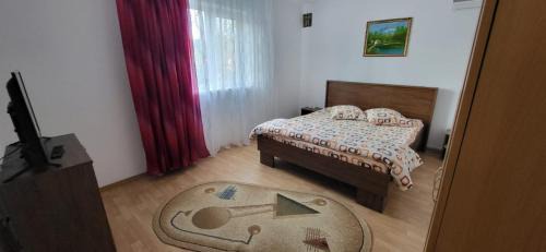 Standard Double Room with Shared Bathroom