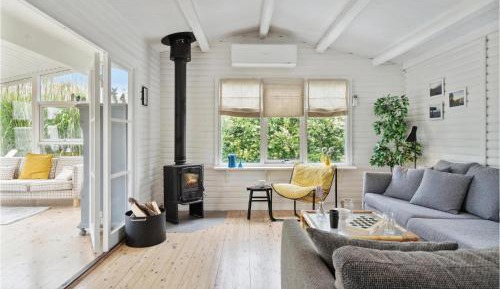 Three-Bedroom Holiday Home 