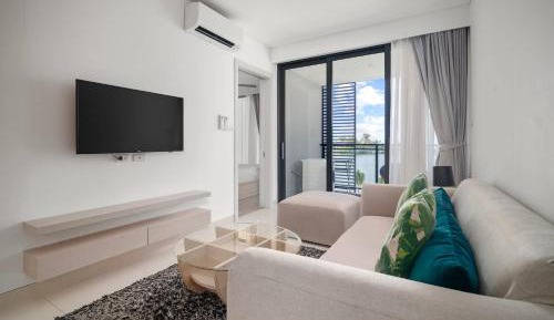 One-Bedroom Apartment - Sea Side