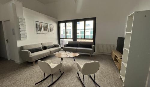 Nine-Bedroom Apartment