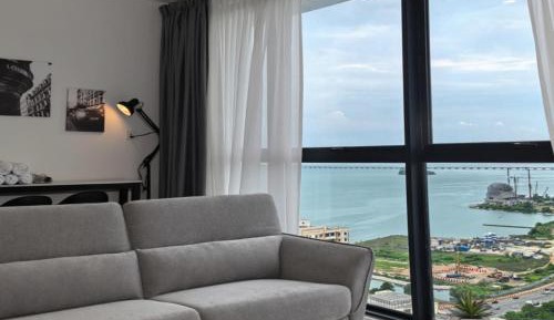 Three-Bedroom Apartment with Sea View