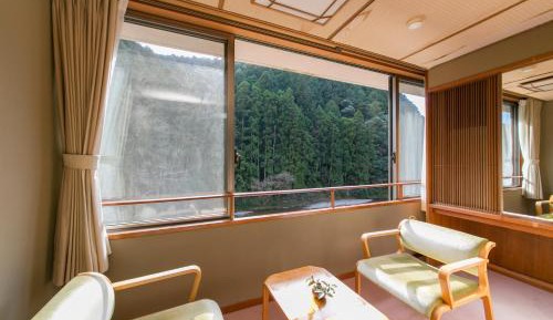 Superior Japanese-Style Room With River and Forest View - Non Smoking