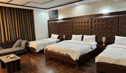 Deluxe Family Suite