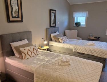 Twin Room with Private Bathroom