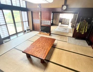 Japanese-Style Room