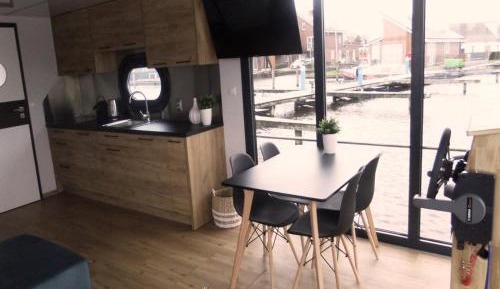Two-Bedroom House Boat