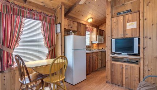 One-Bedroom Cabin