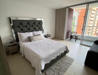 One-Bedroom Apartment with Balcony