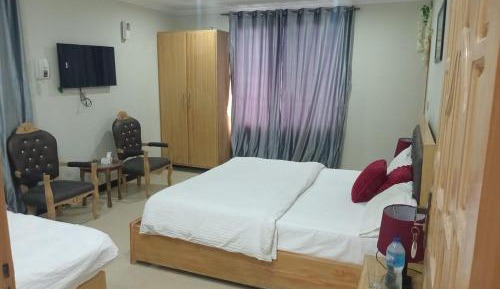 Double or Twin Room with Extra Bed