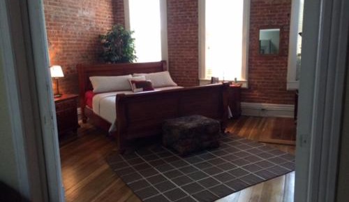 Guest House- 2nd Floor Suite