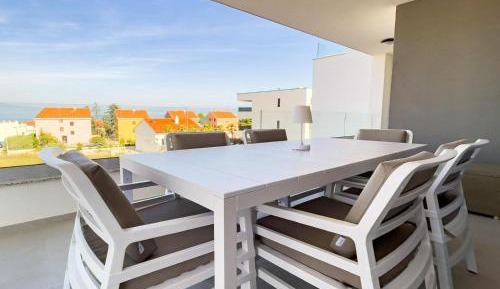 Two-Bedroom Apartment with Partial Ocean View