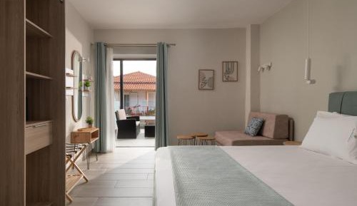 Deluxe Double Room with Extra Bed