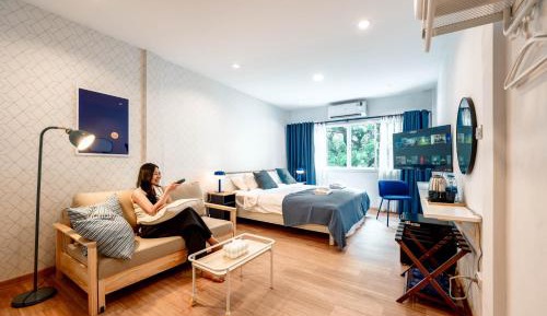 Deluxe King Room