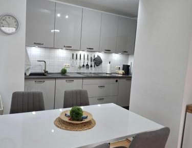 One-Bedroom Apartment with Balcony