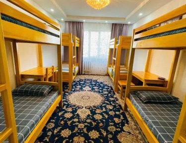 8-Bed Mixed Dormitory Room