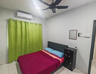 Double Room with Shared Bathroom