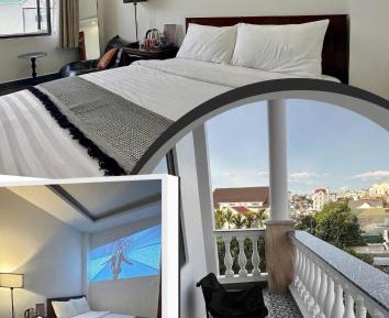 Deluxe Double Room with Balcony