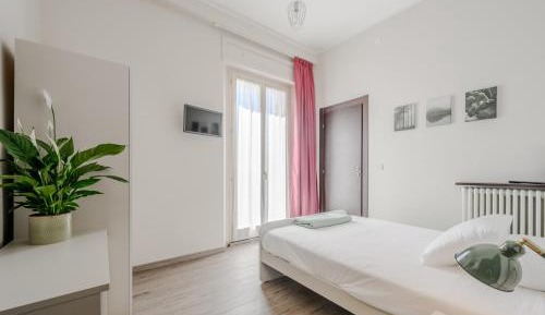Single Room with Private Bathroom
