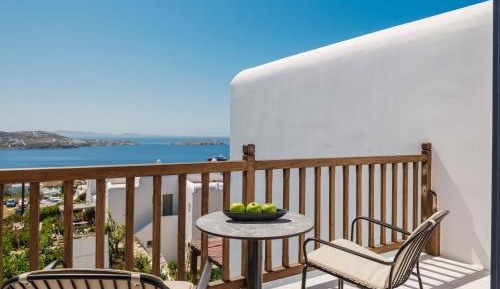 Island Suite with Panoramic Sea View