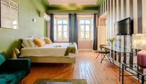 Suite with City View