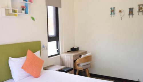 Twin Room with Shared Bathroom