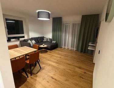 Two-Bedroom Apartment with Shower 