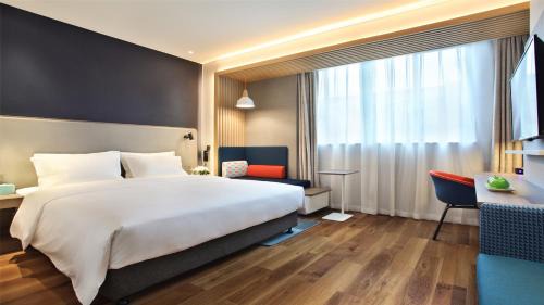 Standard King Room with Extra Floor Space