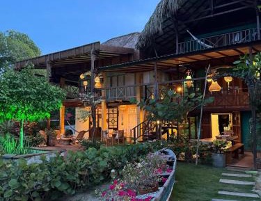 Four-Bedroom Holiday Home