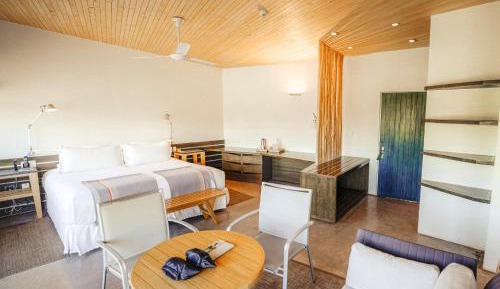 Standard Double Suite