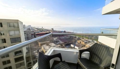 One-Bedroom Apartment with Sea View and Terrace