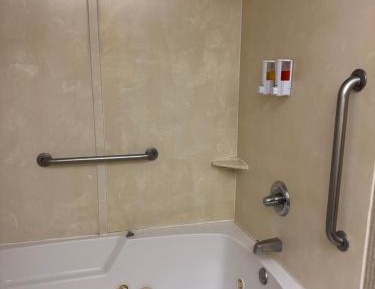 Queen Room - Disability Access