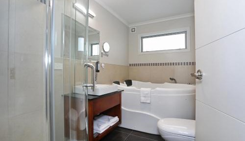 Executive One-Bedroom Apartment