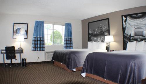 Deluxe Queen Room with Two Queen Beds - Non-Smoking