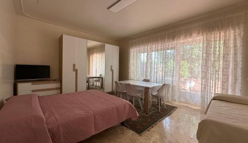Triple Room with Private External Bathroom