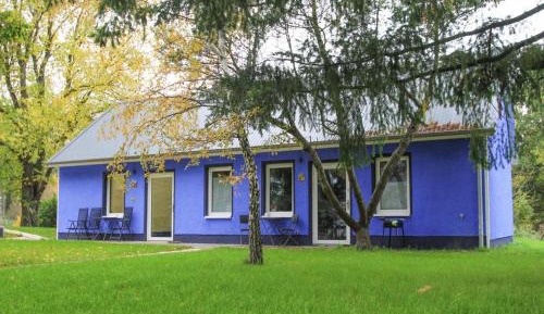 One-Bedroom Holiday Home