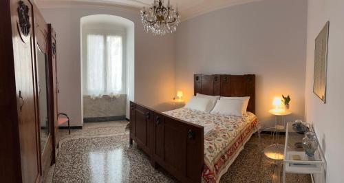 Double Room with Private External Bathroom