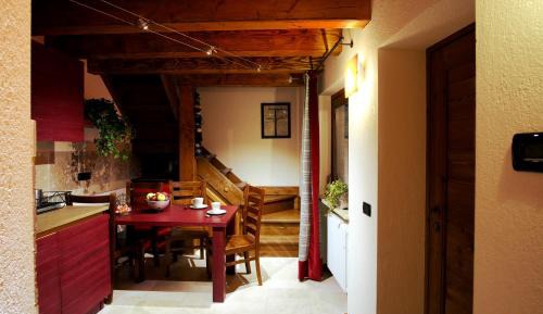 Apartment - Split Level
