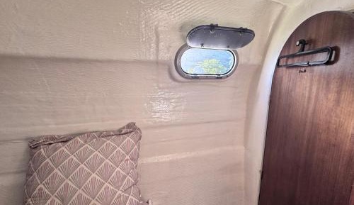 Deluxe Double Room with Side Sea View