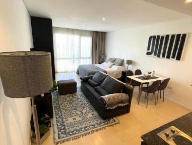 King Studio with Sofa Bed