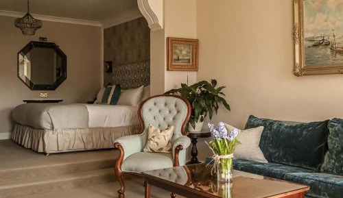 Superior King Room