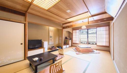 Japanese-Style Room with Shared Bathroom