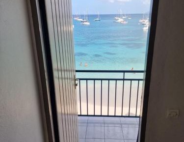 One-Bedroom Apartment with Balcony and Sea View