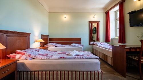 Classic Triple Room