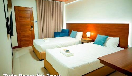 Standard Twin Room