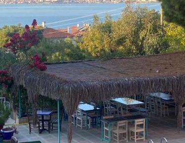 Triple Room with Sea View