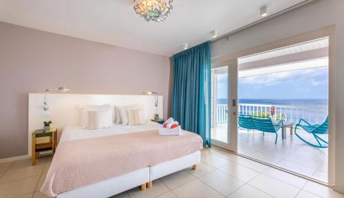 Ocean View Deluxe Suite